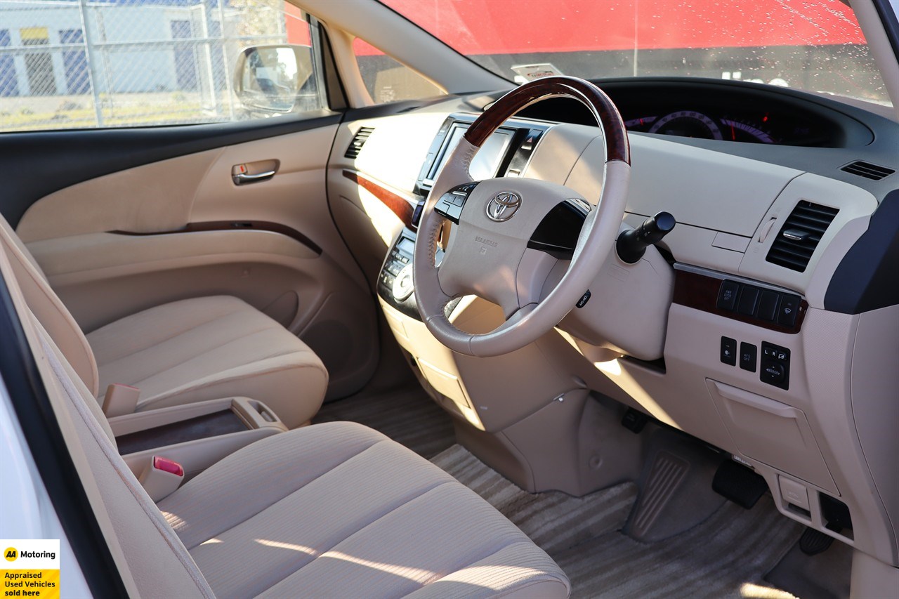 2012 Toyota Estima