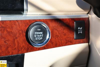 2012 Toyota Estima - Thumbnail
