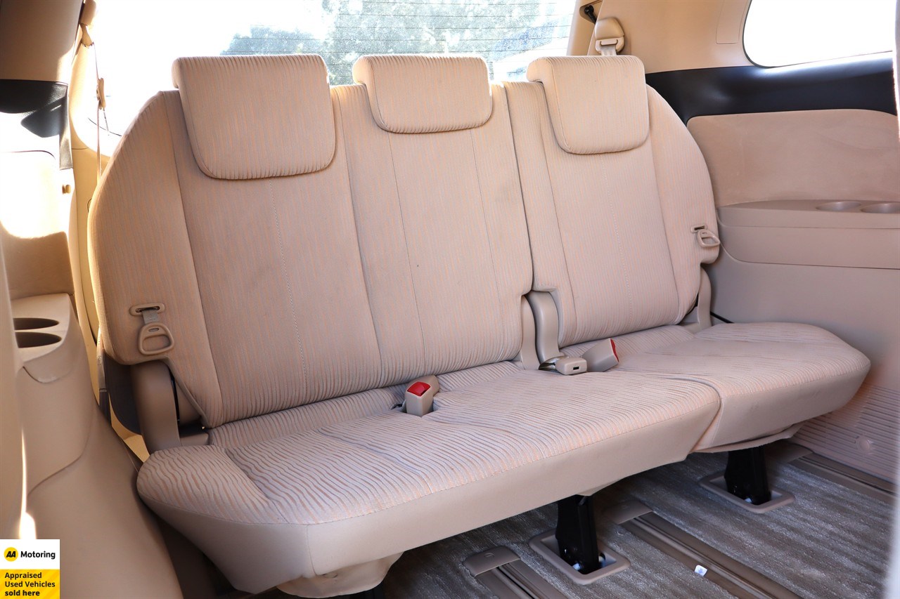 2012 Toyota Estima