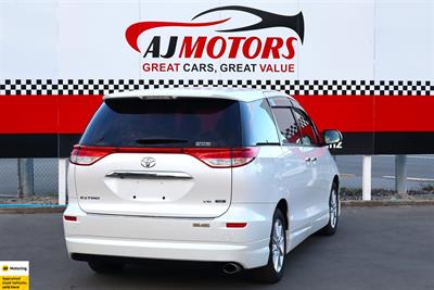 2012 Toyota Estima - Thumbnail