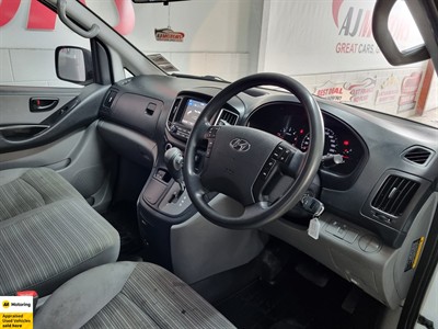 2020 Hyundai iLoad - Thumbnail