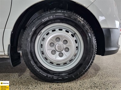 2020 Hyundai iLoad - Thumbnail