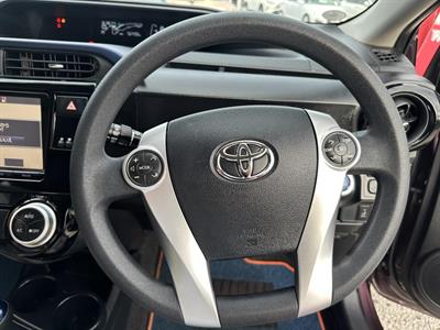 2014 Toyota Aqua - Thumbnail