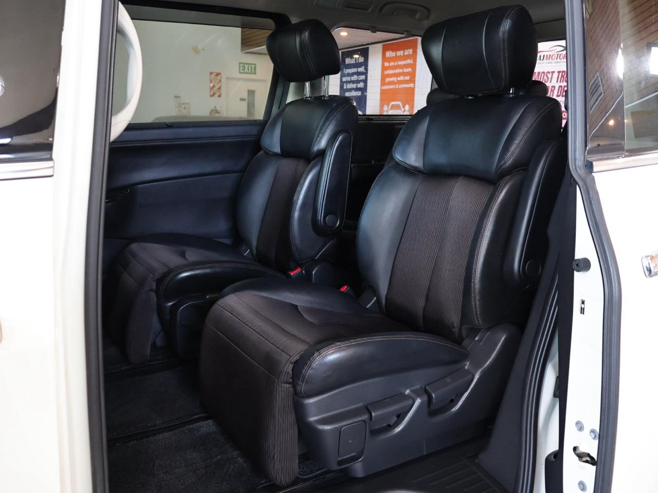 2017 Nissan Elgrand
