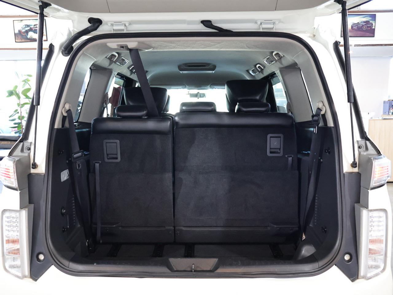 2017 Nissan Elgrand