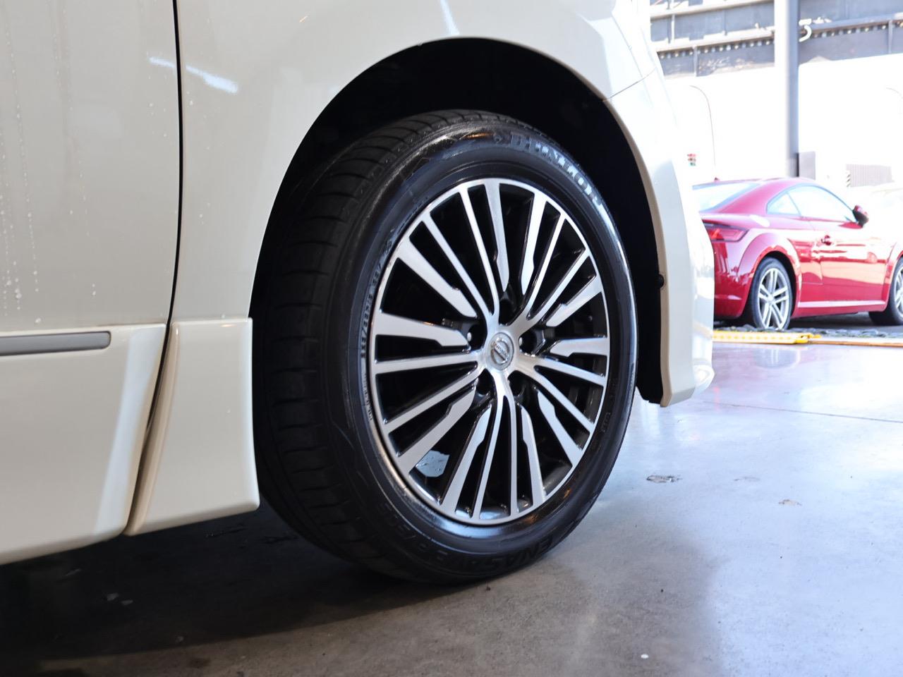 2017 Nissan Elgrand