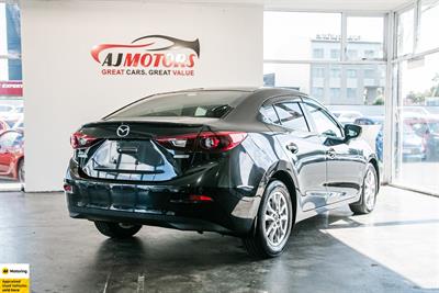 2017 Mazda Axela - Thumbnail