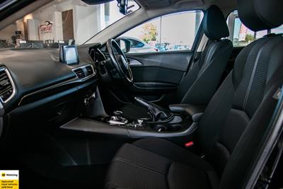 2017 Mazda Axela - Thumbnail