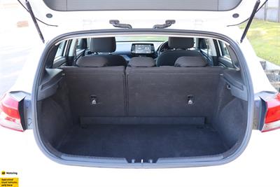 2021 Hyundai i30 - Thumbnail