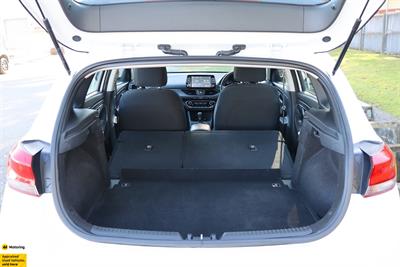 2021 Hyundai i30 - Thumbnail