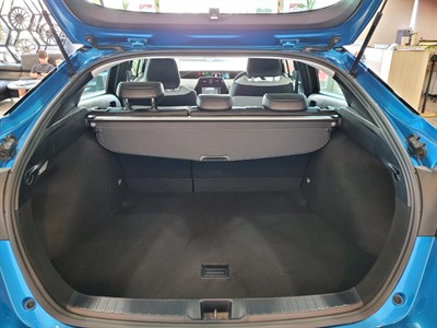 2020 Toyota Prius - Thumbnail