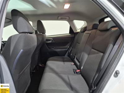 2018 Toyota Corolla - Thumbnail