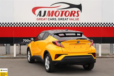 2018 Toyota C-HR - Thumbnail