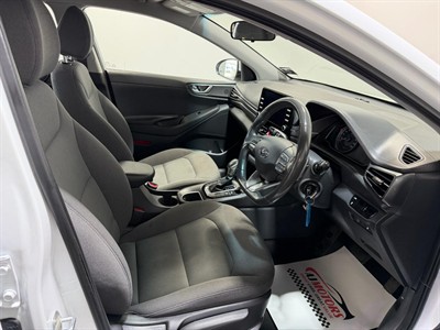 2022 Hyundai IONIQ - Thumbnail