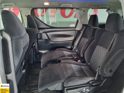 2016 Toyota Vellfire - Thumbnail