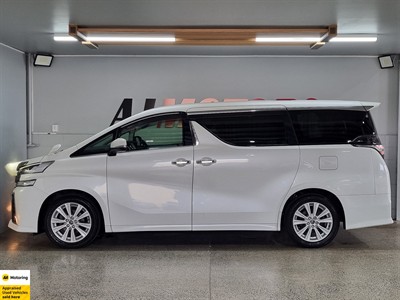 2016 Toyota Vellfire - Thumbnail