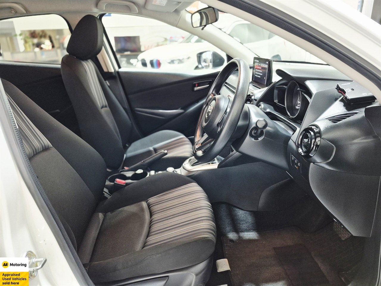 2022 Mazda MAZDA2