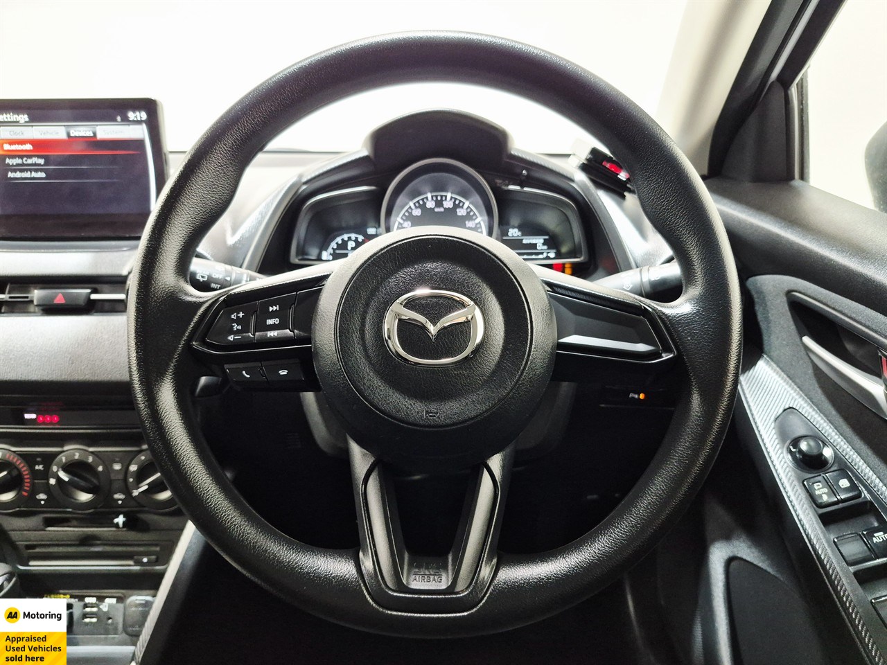 2022 Mazda MAZDA2