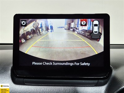 2022 Mazda MAZDA2 - Thumbnail