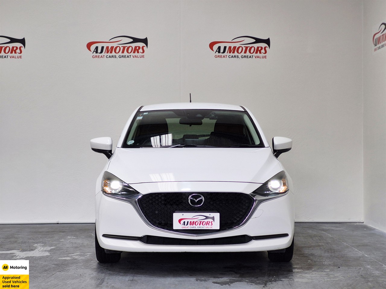 2022 Mazda MAZDA2