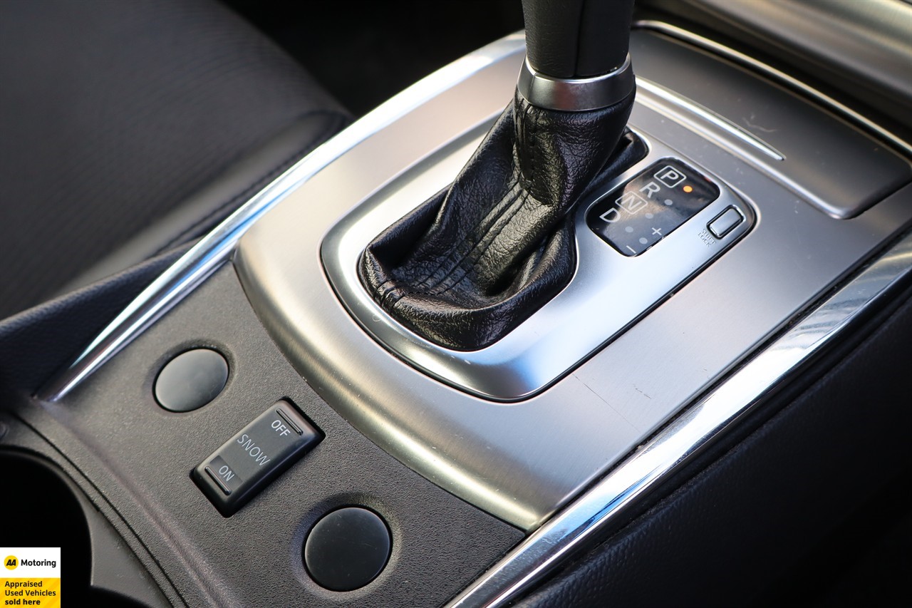 2013 Nissan Skyline