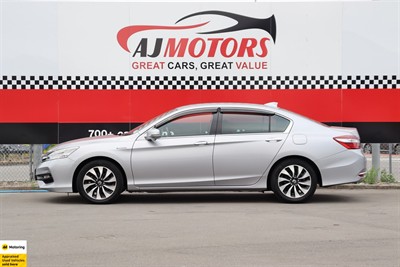 2017 Honda Accord - Thumbnail