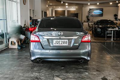 2016 Nissan Altima - Thumbnail