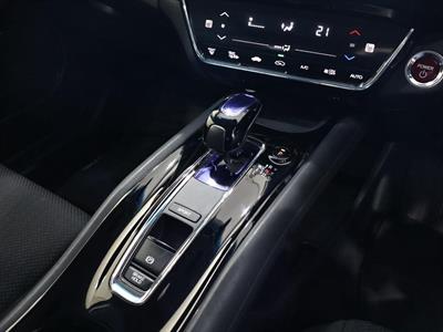 2015 Honda Vezel - Thumbnail