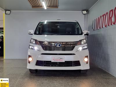2013 Toyota Vellfire - Thumbnail
