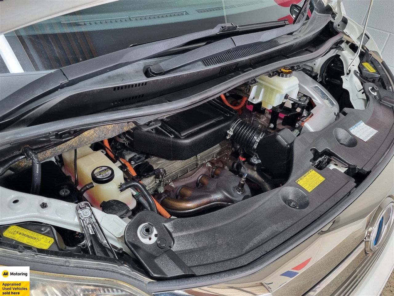 2013 Toyota Vellfire