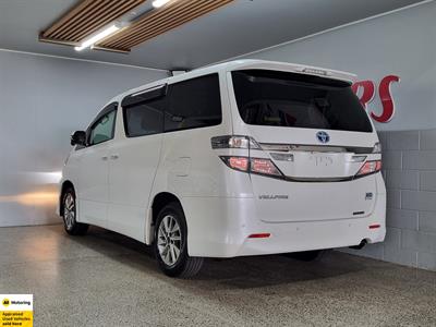 2013 Toyota Vellfire - Thumbnail