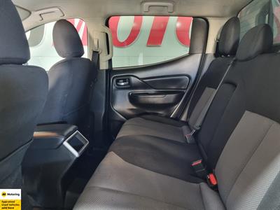 2021 Mitsubishi Triton - Thumbnail