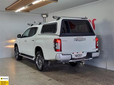 2021 Mitsubishi Triton - Thumbnail