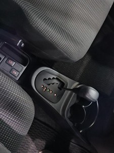 2014 Toyota Vitz - Thumbnail