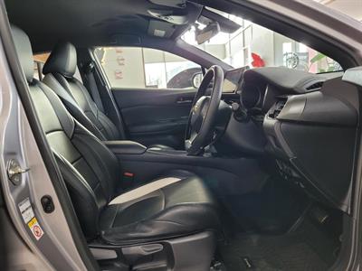 2019 Toyota C-HR - Thumbnail