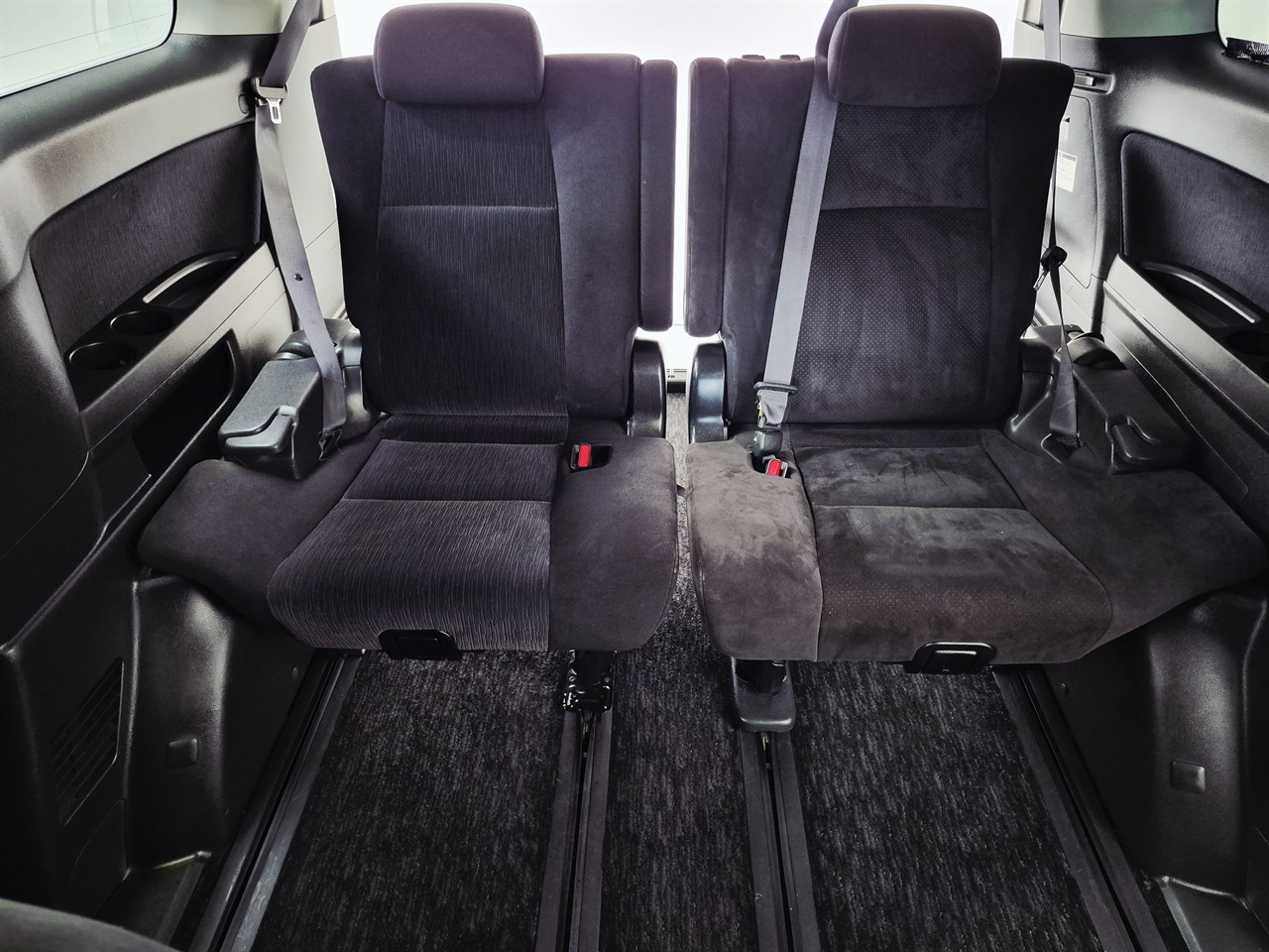 2010 Toyota Alphard