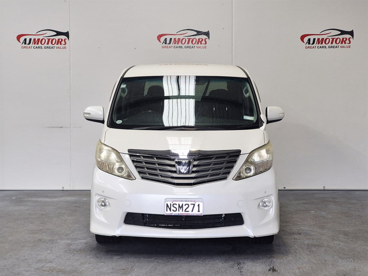 2010 Toyota Alphard