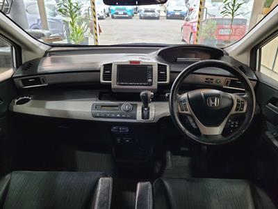 2012 Honda Freed - Thumbnail