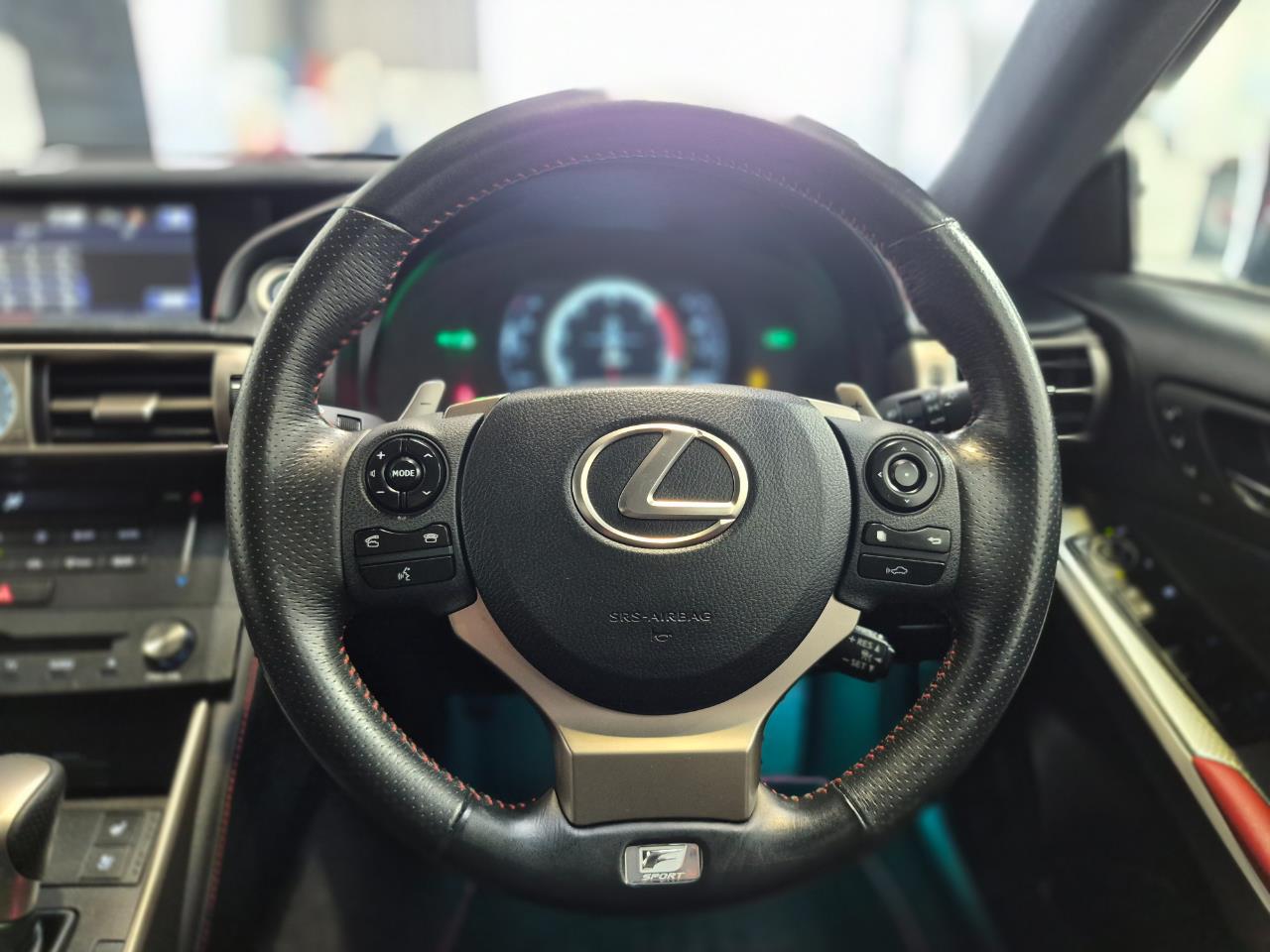 2015 Lexus IS 300h