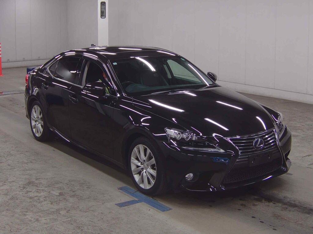2013 Lexus IS 300h