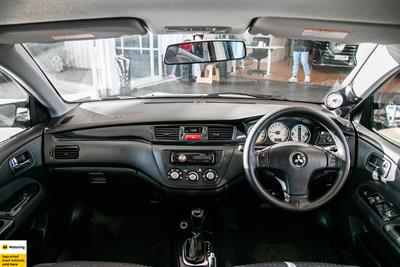 2002 Mitsubishi Lancer - Thumbnail