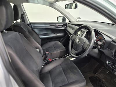 2017 Toyota Corolla - Thumbnail