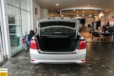 2019 Toyota Corolla - Thumbnail