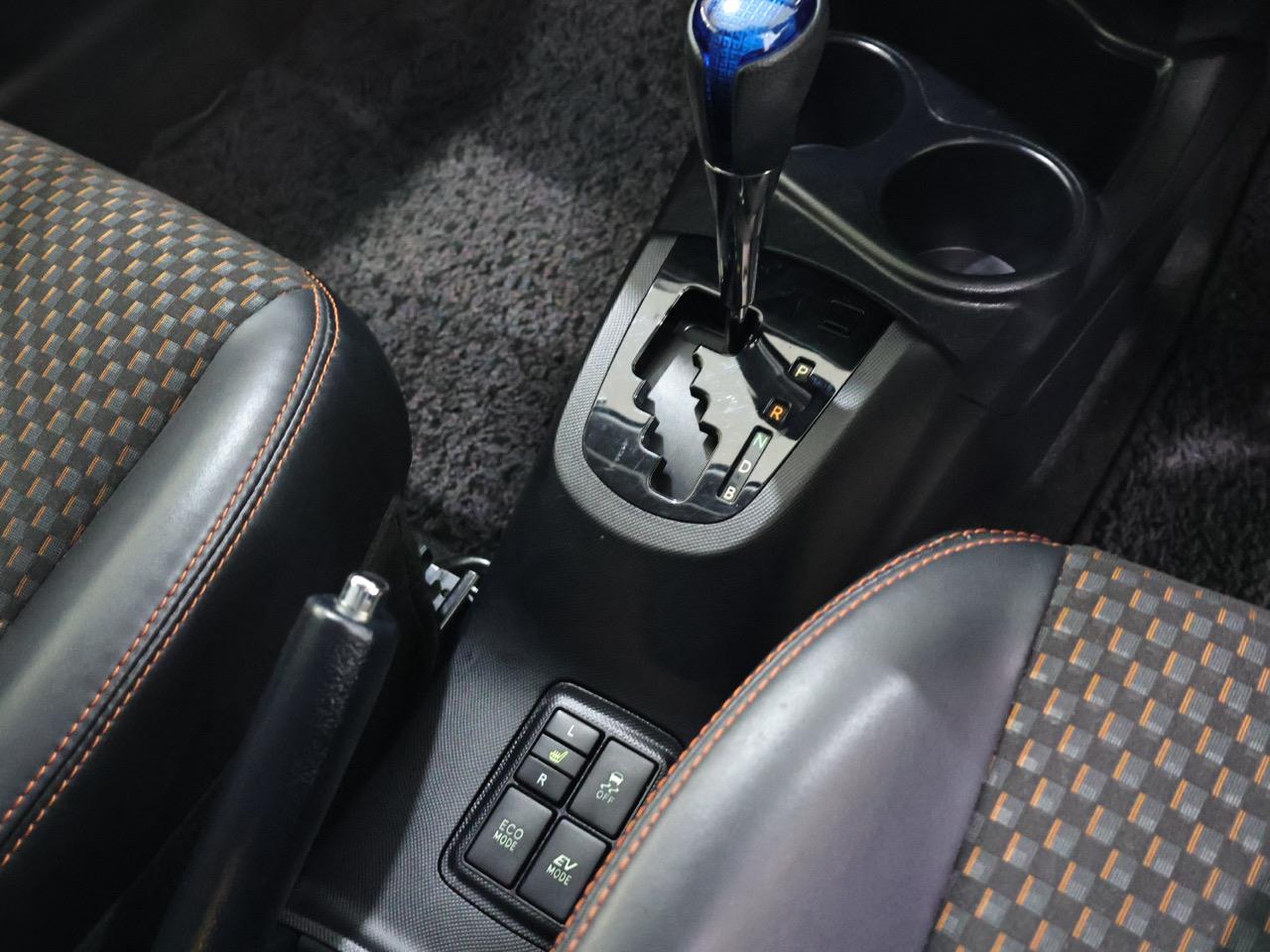 2015 Toyota Aqua