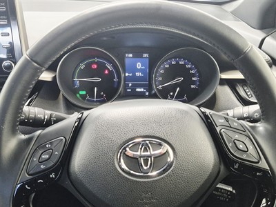 2020 Toyota C-HR - Thumbnail