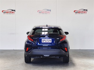 2020 Toyota C-HR - Thumbnail