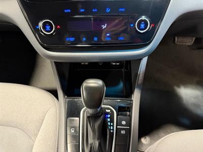 2022 Hyundai IONIQ - Thumbnail