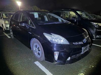 2013 Toyota Prius - Thumbnail