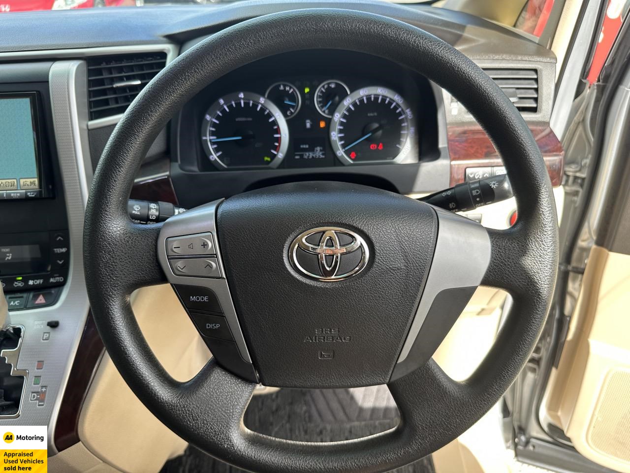 2012 Toyota Alphard