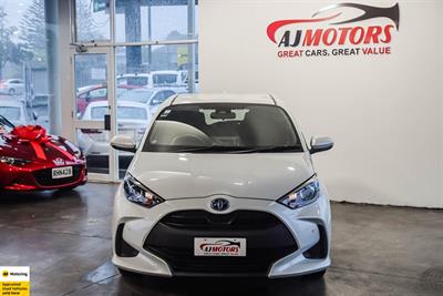 2021 Toyota Yaris - Thumbnail
